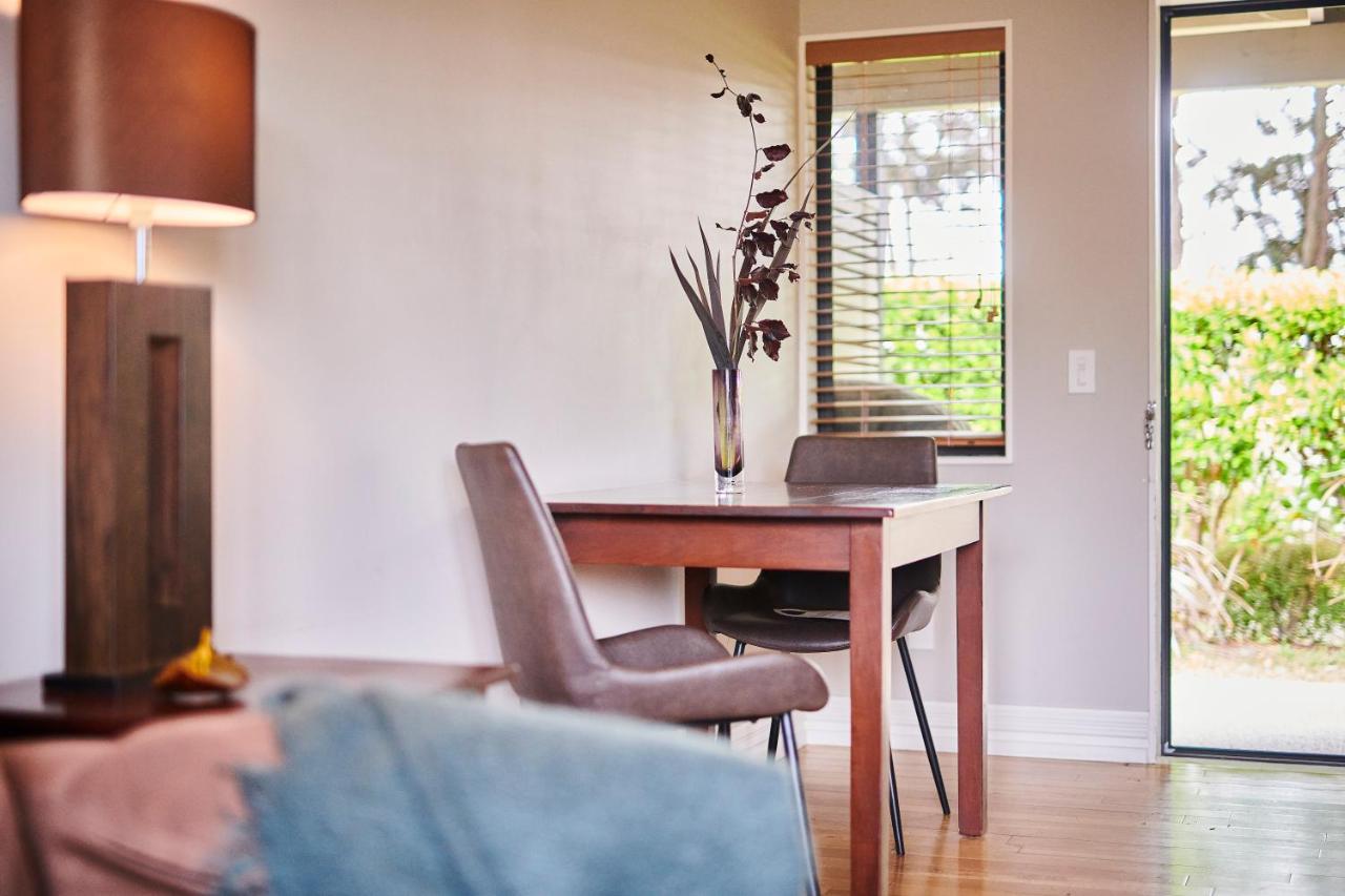 Parehua Resort Martinborough Exteriör bild Interior of a home at the Village at Wild dunes