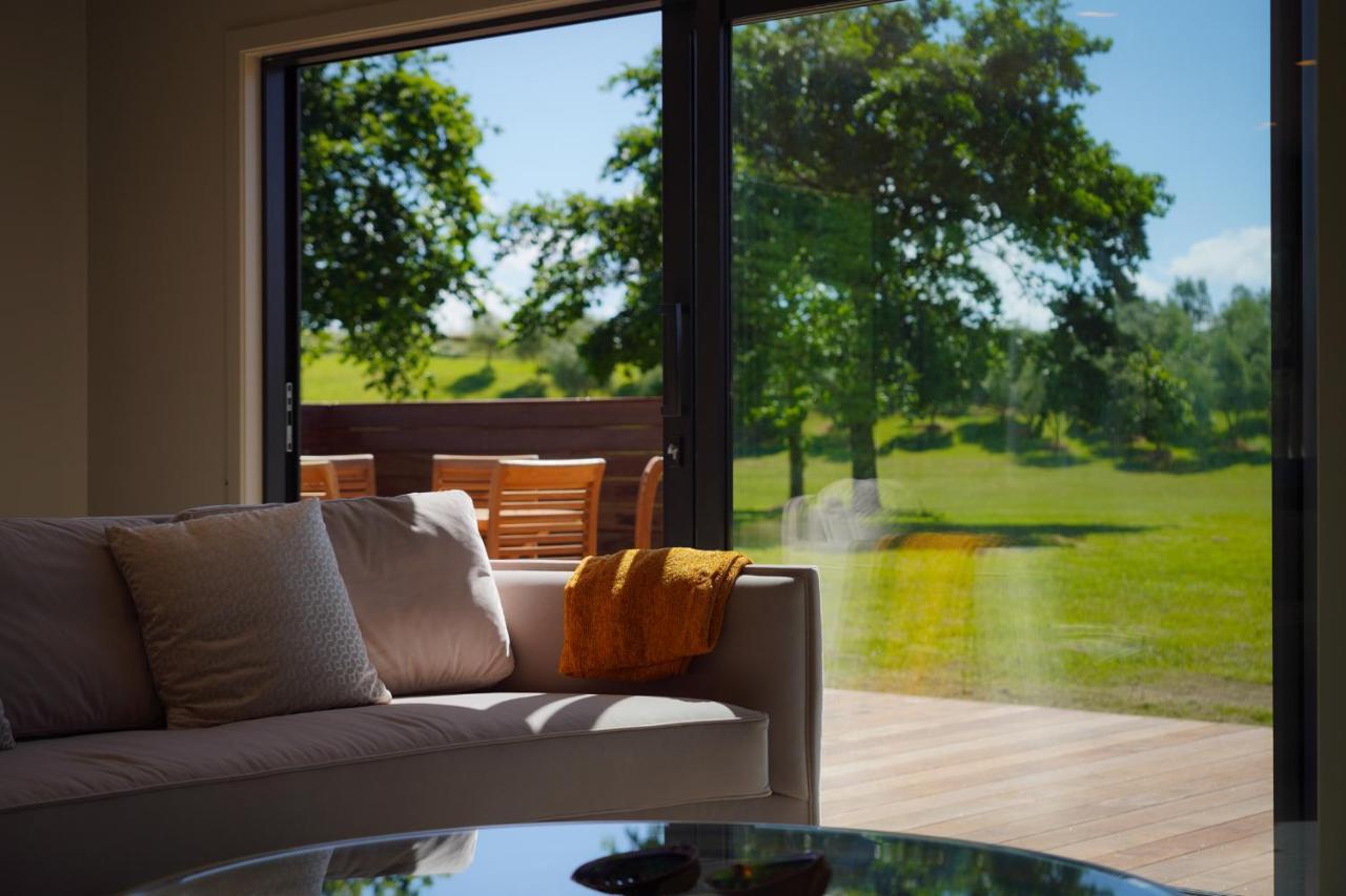 Parehua Resort Martinborough Exteriör bild Interior of a house